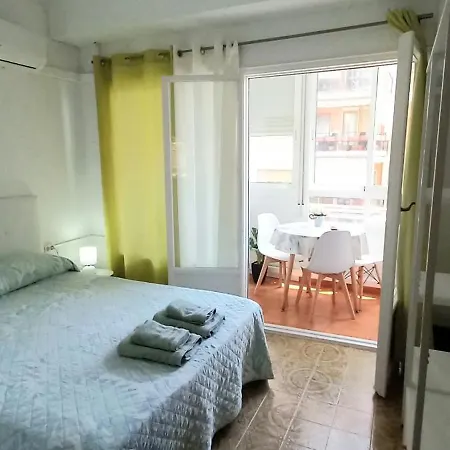 Love Alicante אכסניה