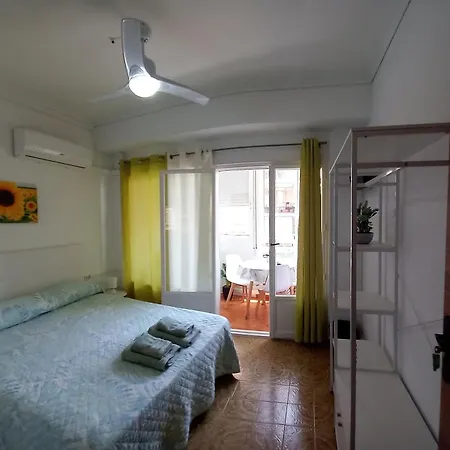 Love Alicante Hostel *